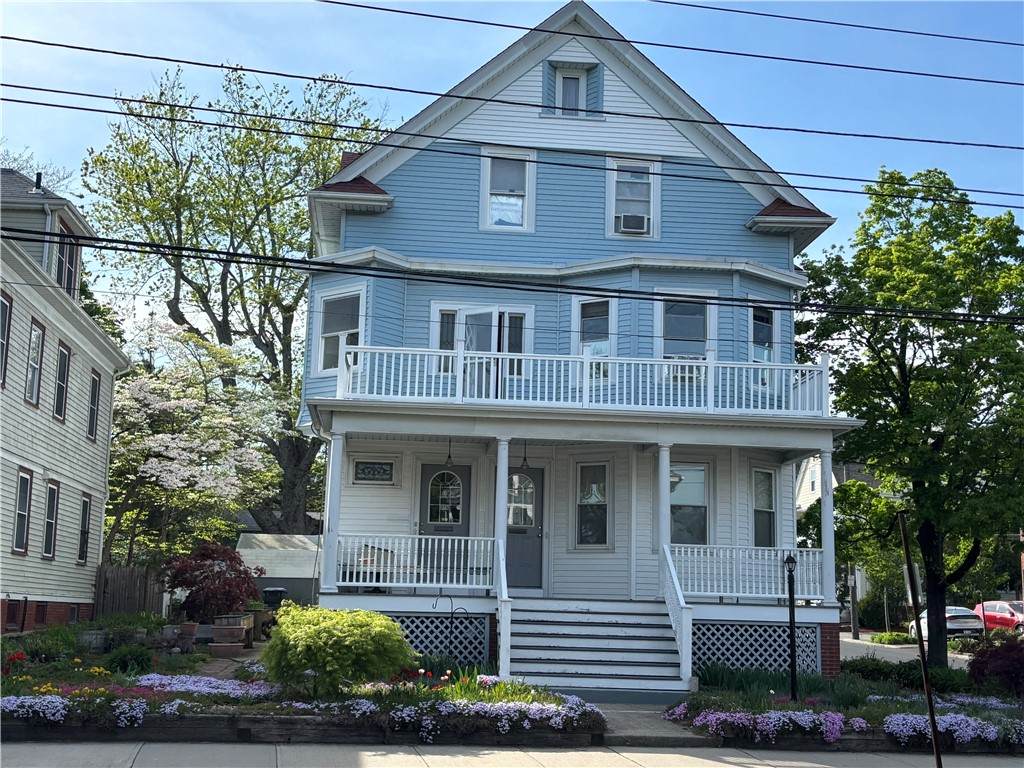 856 Hope Street - Photo 1