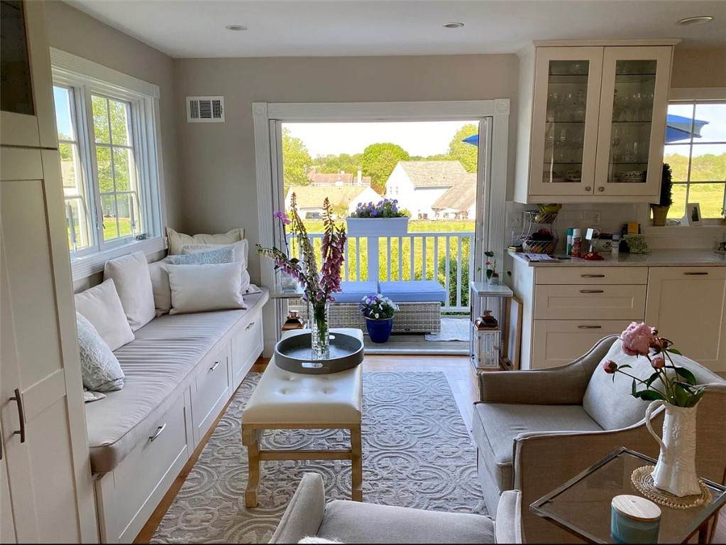 307 Corey Lane - Photo 1