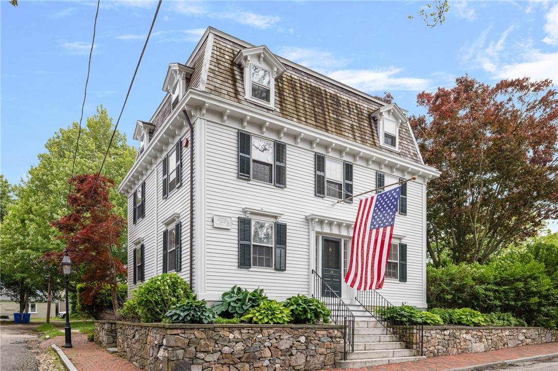 https://bt-photos.global.ssl.fastly.net/rhodeisland/orig_boomver_1_1388637-2.jpg