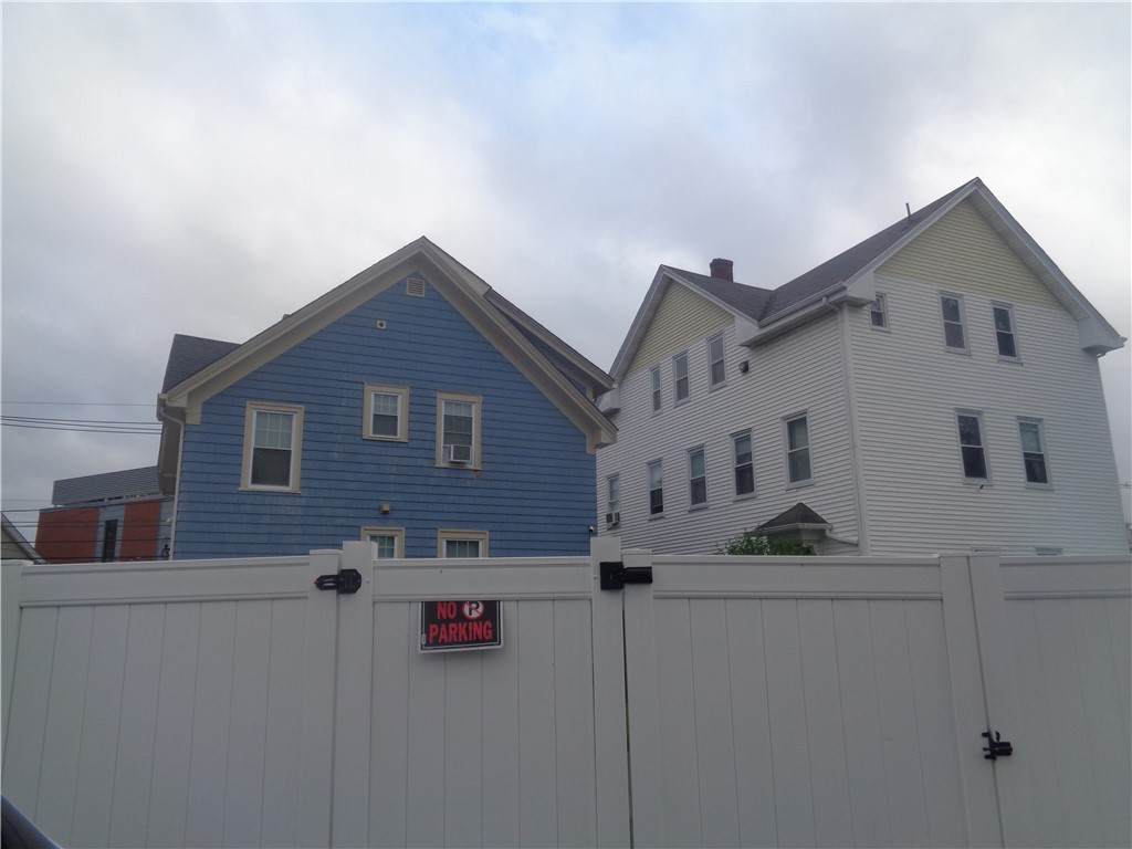 https://bt-photos.global.ssl.fastly.net/rhodeisland/orig_boomver_1_1388731-2.jpg