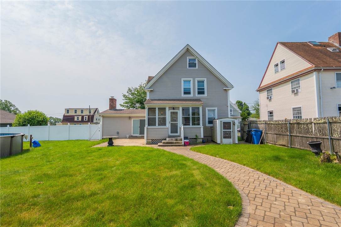 75 Gladstone Street - Photo 1