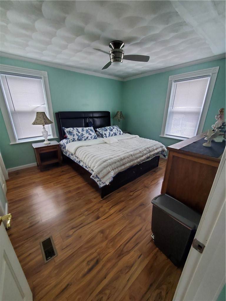 https://bt-photos.global.ssl.fastly.net/rhodeisland/orig_boomver_1_1388834-2.jpg