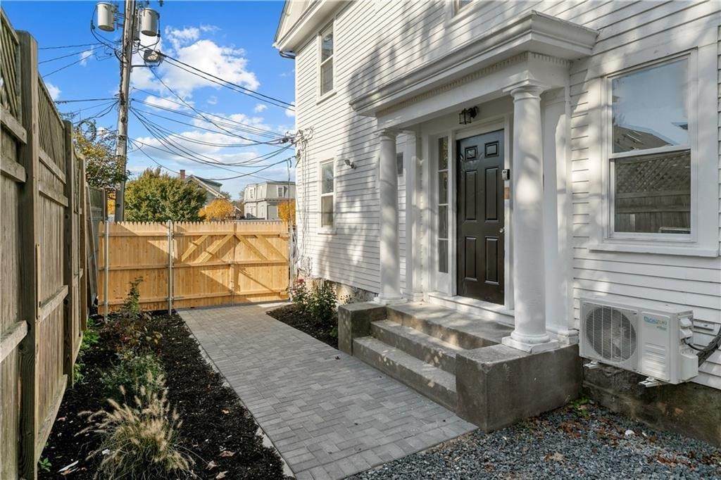 131 Broadway - Photo 1