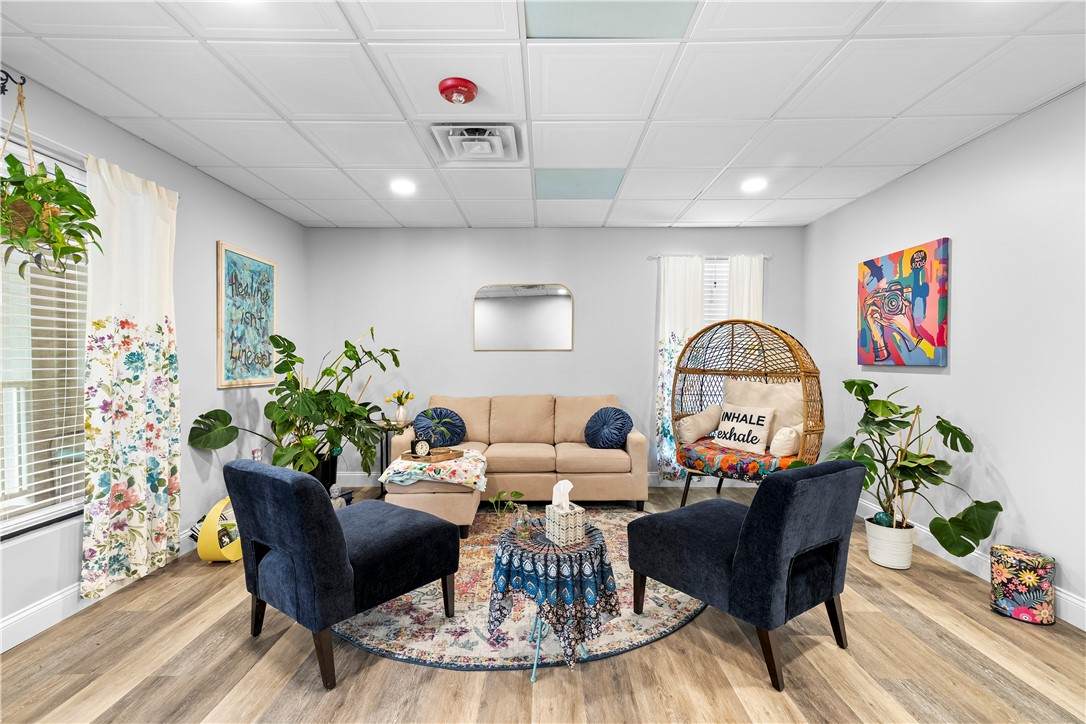 1050 Main Street - Photo 1