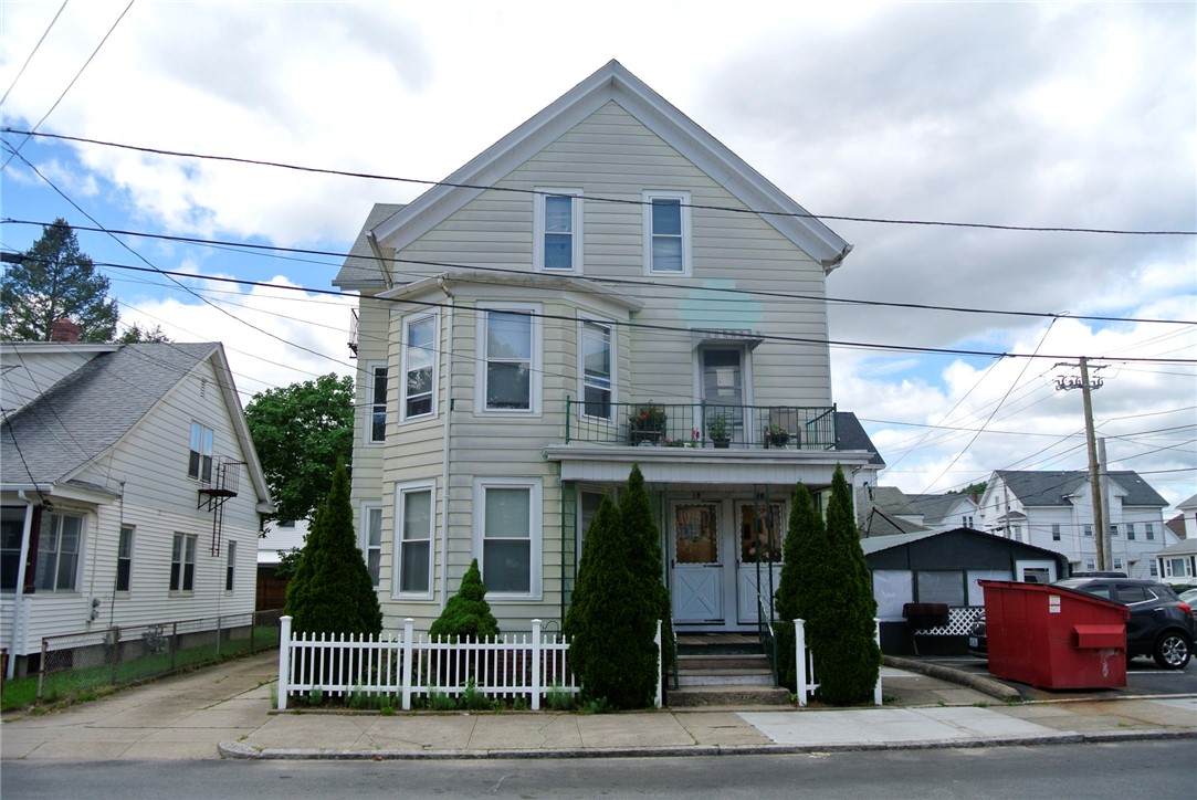 18 Standish Avenue - Photo 1