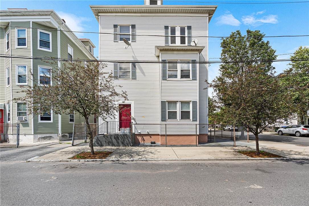 147 Hudson Street - Photo 1