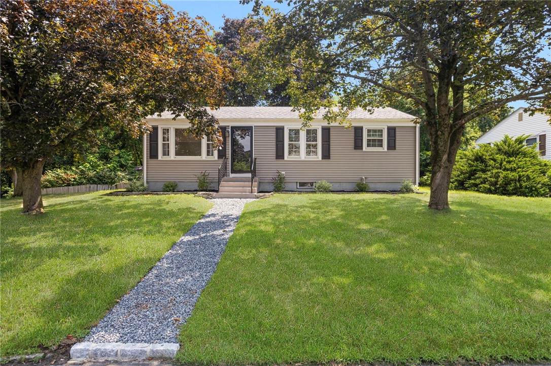 71 Waycross Drive - Photo 1