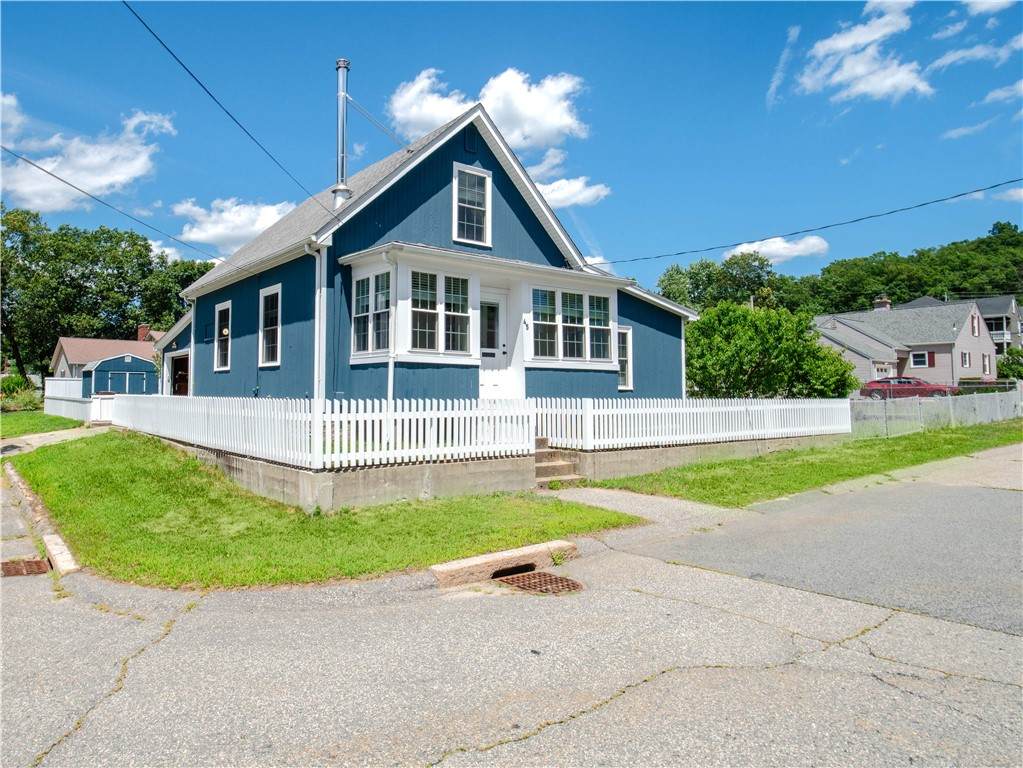 https://bt-photos.global.ssl.fastly.net/rhodeisland/orig_boomver_1_1391148-2.jpg