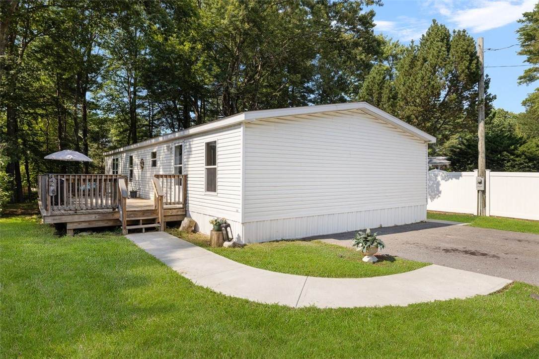 26 Woodridge Drive - Photo 1
