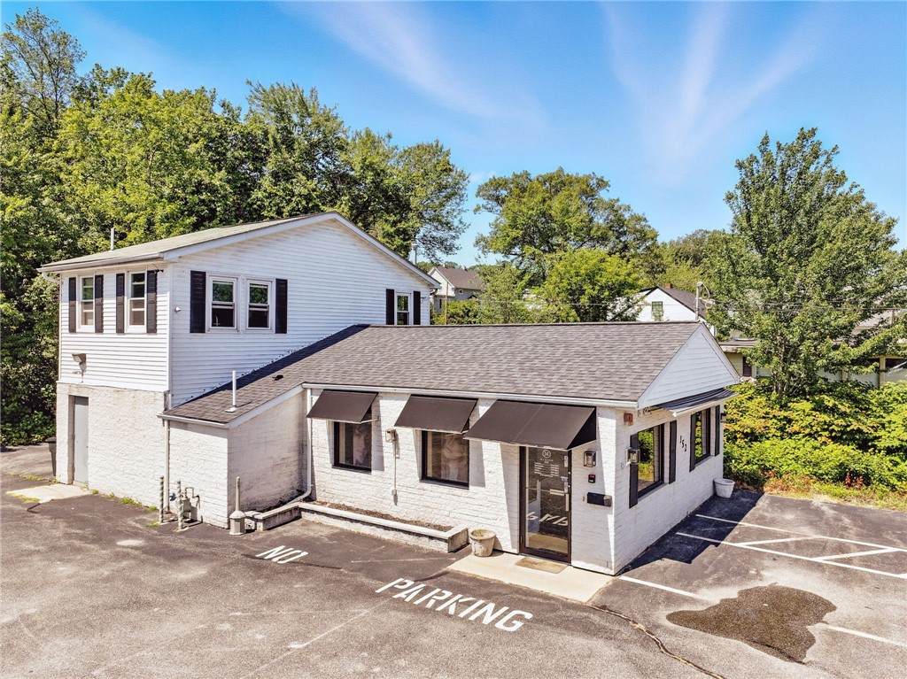 148 Putnam Pike - Photo 1