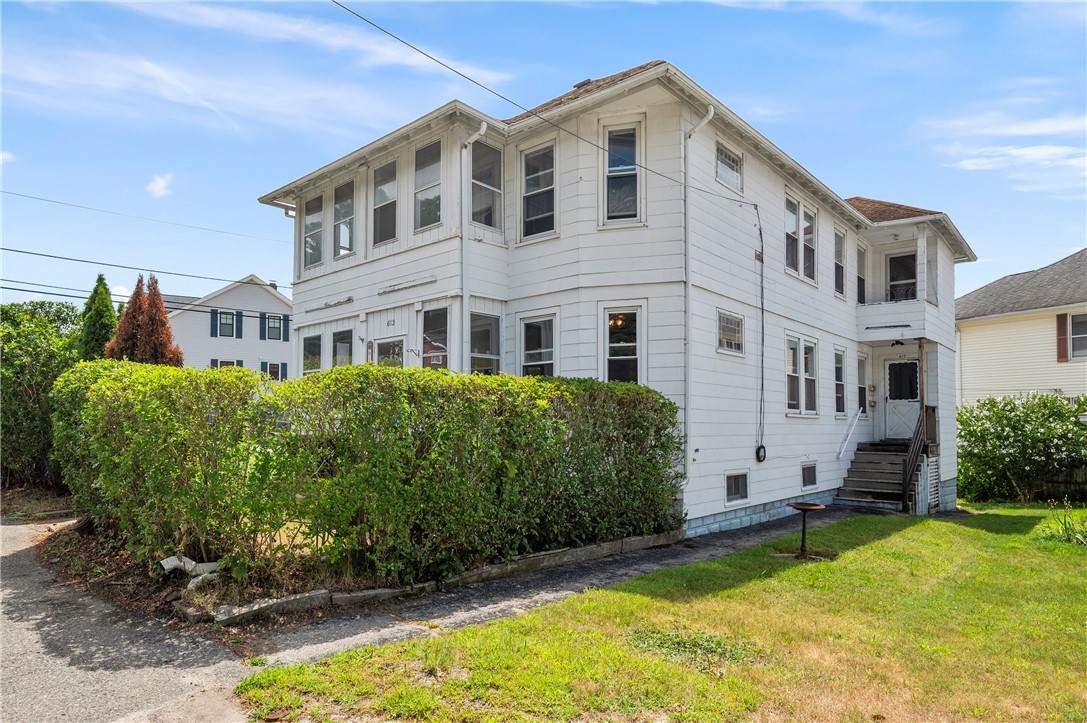 612 Great Road - Photo 1