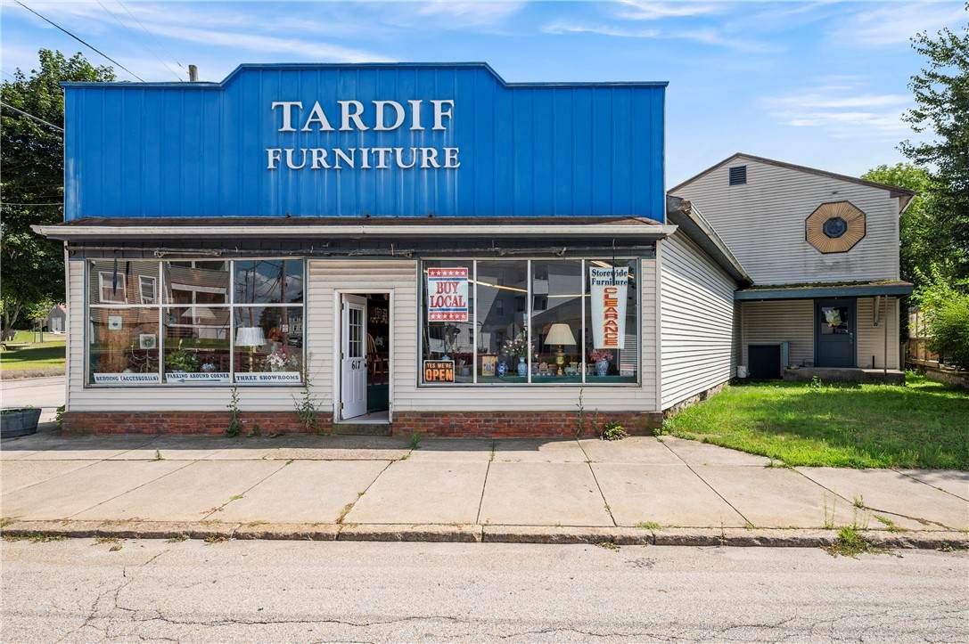 617 Elm Street - Photo 1