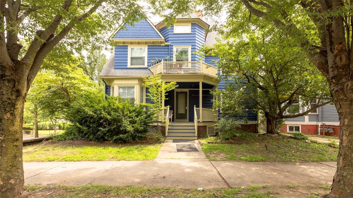 182 Adelaide Avenue - Photo 1