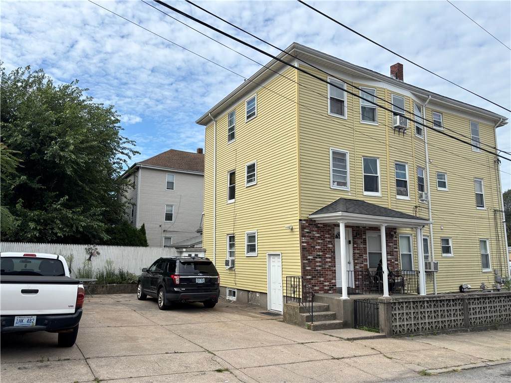 https://bt-photos.global.ssl.fastly.net/rhodeisland/orig_boomver_1_1392055-2.jpg