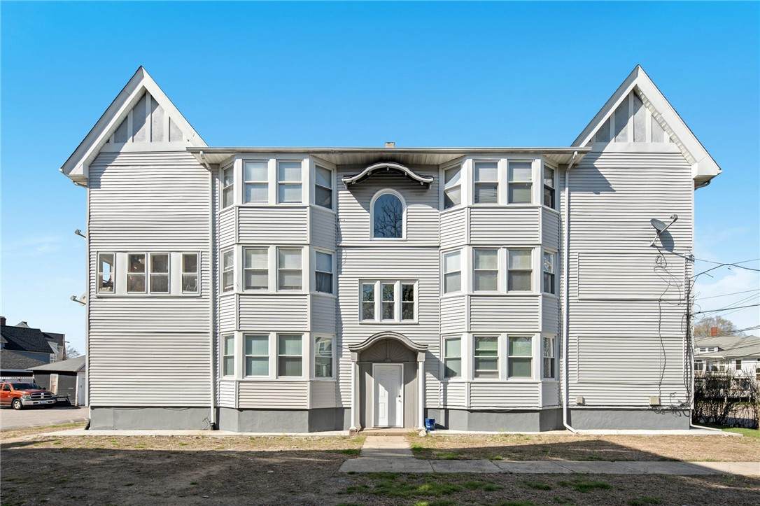 64 Harrison Avenue - Photo 1