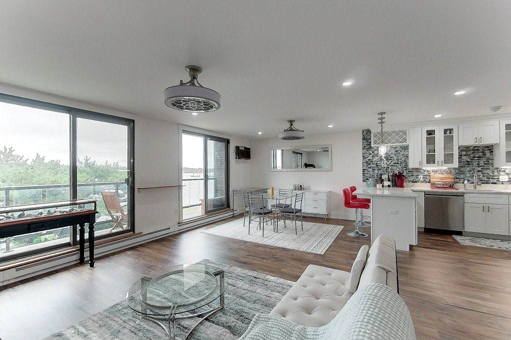 317 America Street - Photo 1