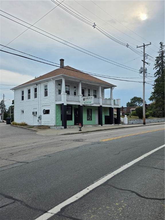 1854 Smith Street - Photo 1