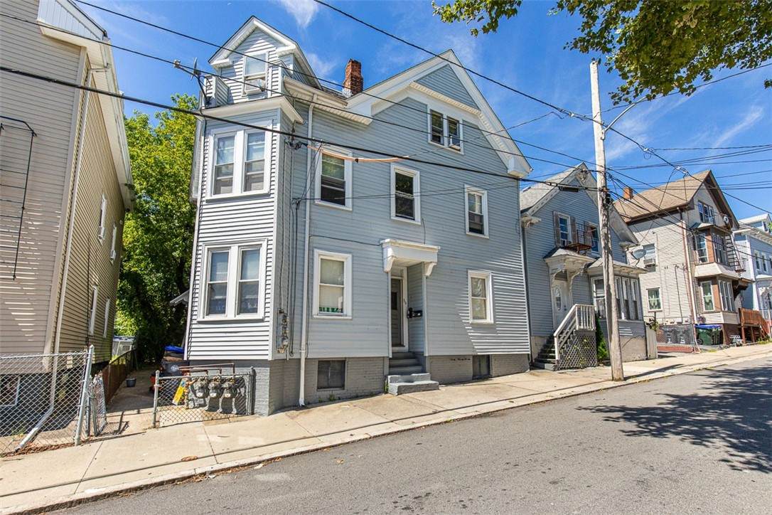https://bt-photos.global.ssl.fastly.net/rhodeisland/orig_boomver_1_1393075-2.jpg