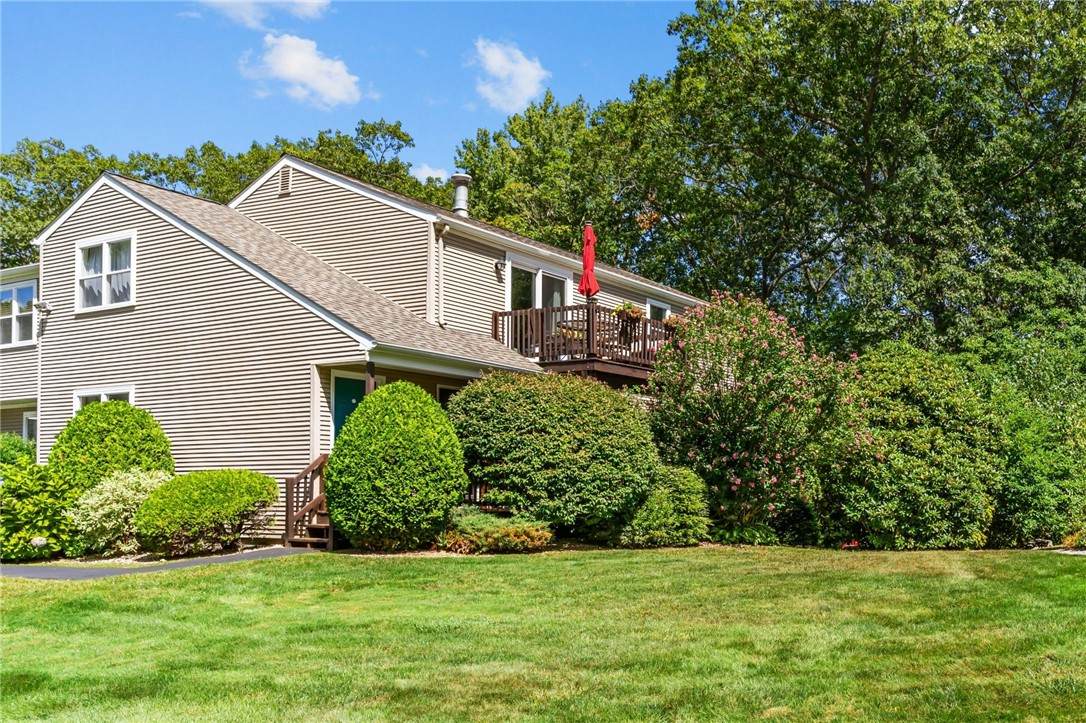 351 New London Avenue - Photo 1
