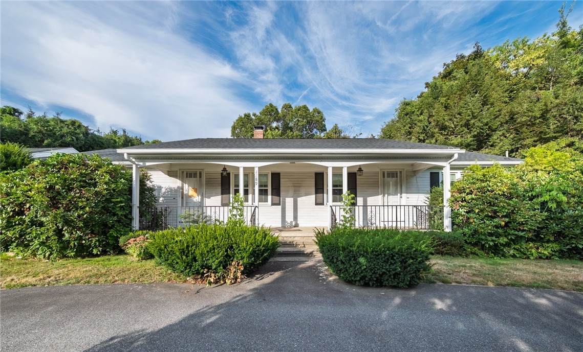 1189 Atwood Avenue - Photo 1