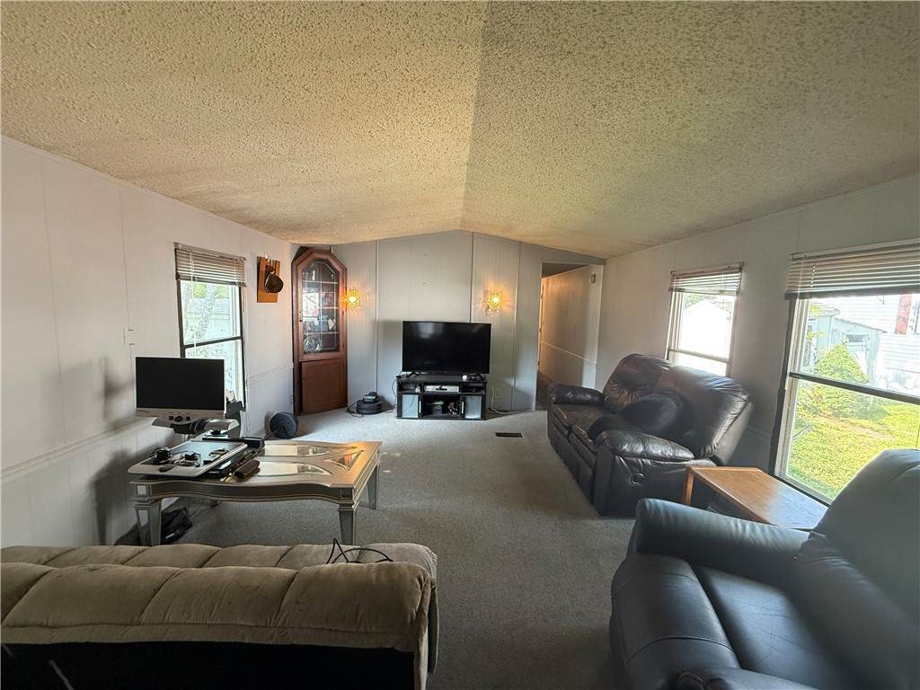 https://bt-photos.global.ssl.fastly.net/rhodeisland/orig_boomver_1_1394800-3.jpg