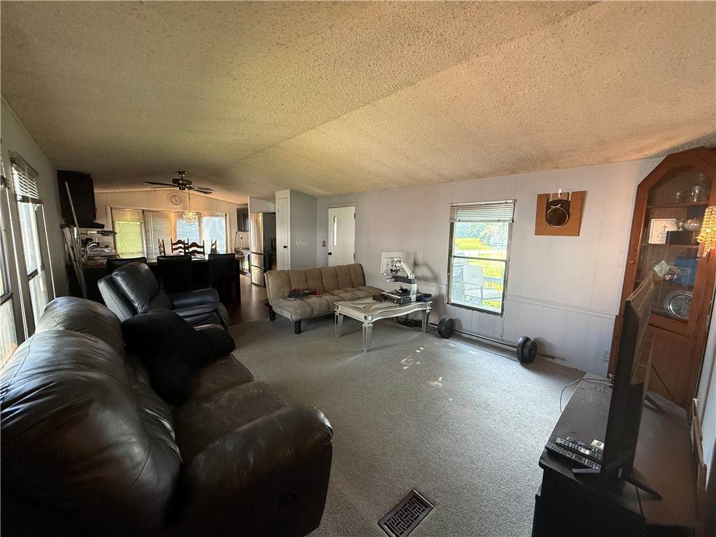 https://bt-photos.global.ssl.fastly.net/rhodeisland/orig_boomver_1_1394800-3.jpg
