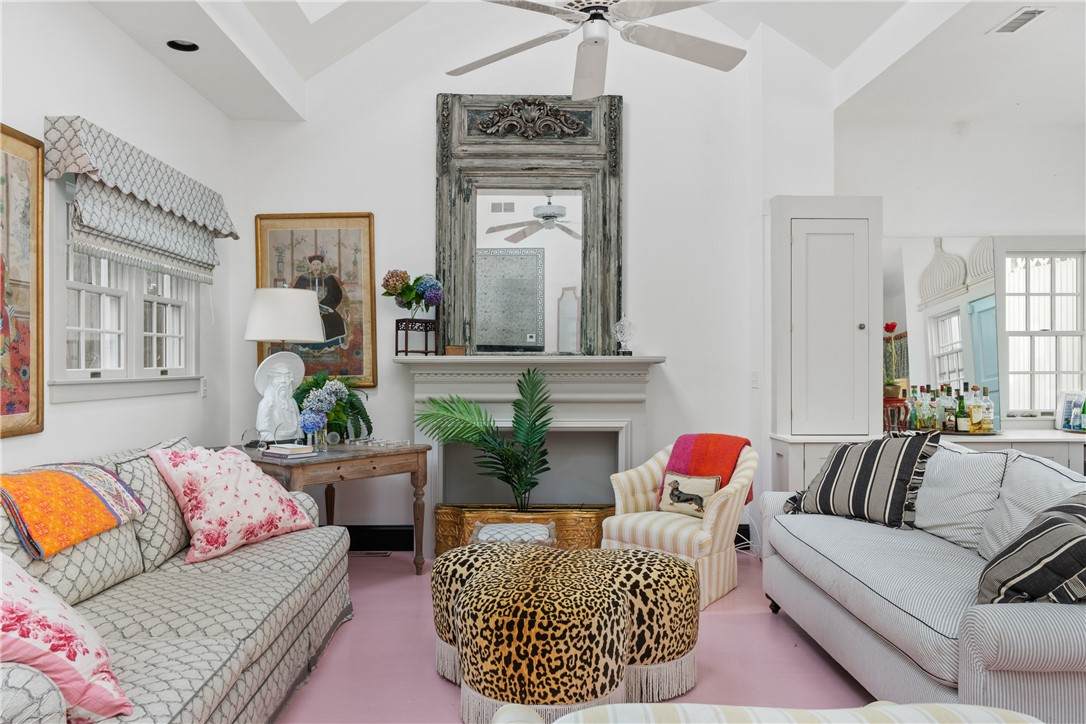 729 Bellevue Avenue - Photo 1