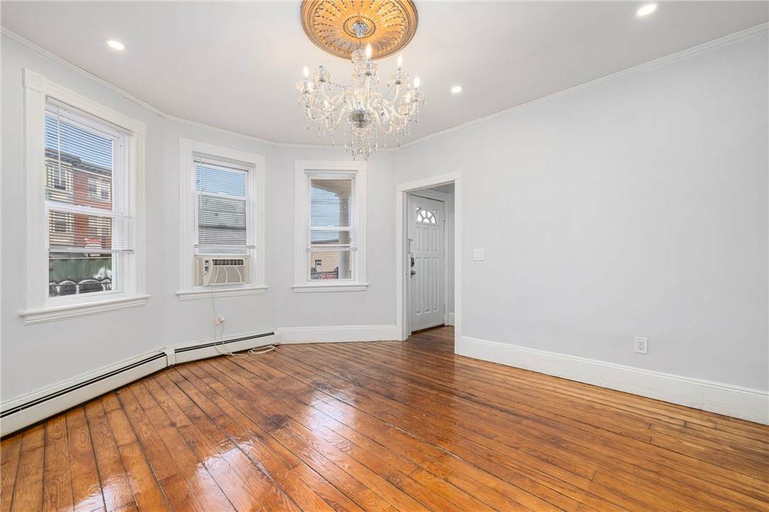 5 Solar Street - Photo 1