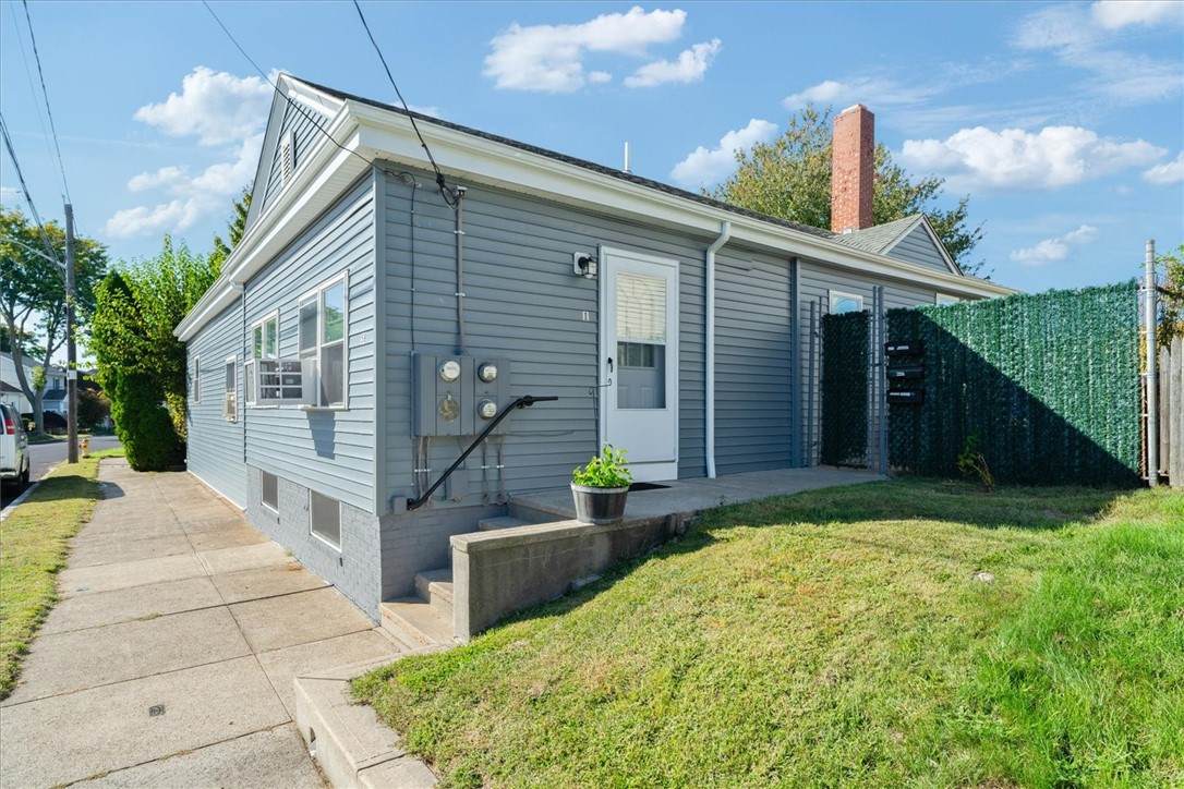 https://bt-photos.global.ssl.fastly.net/rhodeisland/orig_boomver_1_1395819-2.jpg