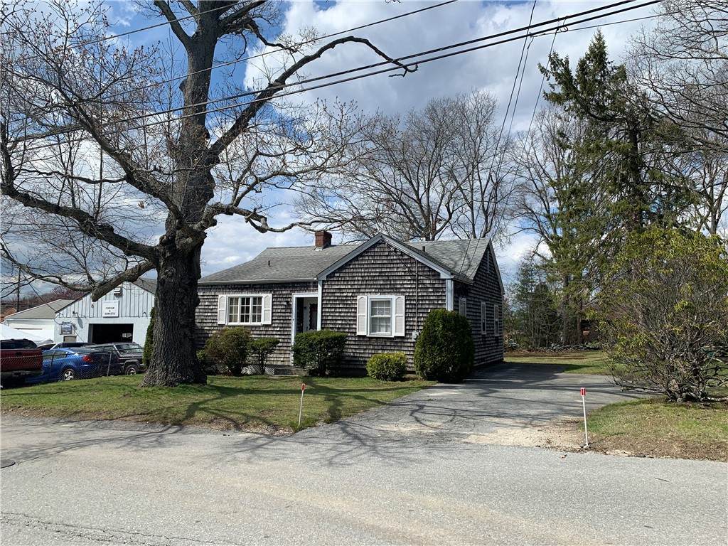 4 Harris Avenue - Photo 1