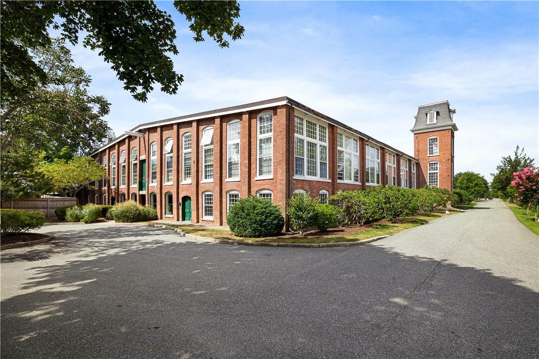 40 Web Avenue - Photo 1