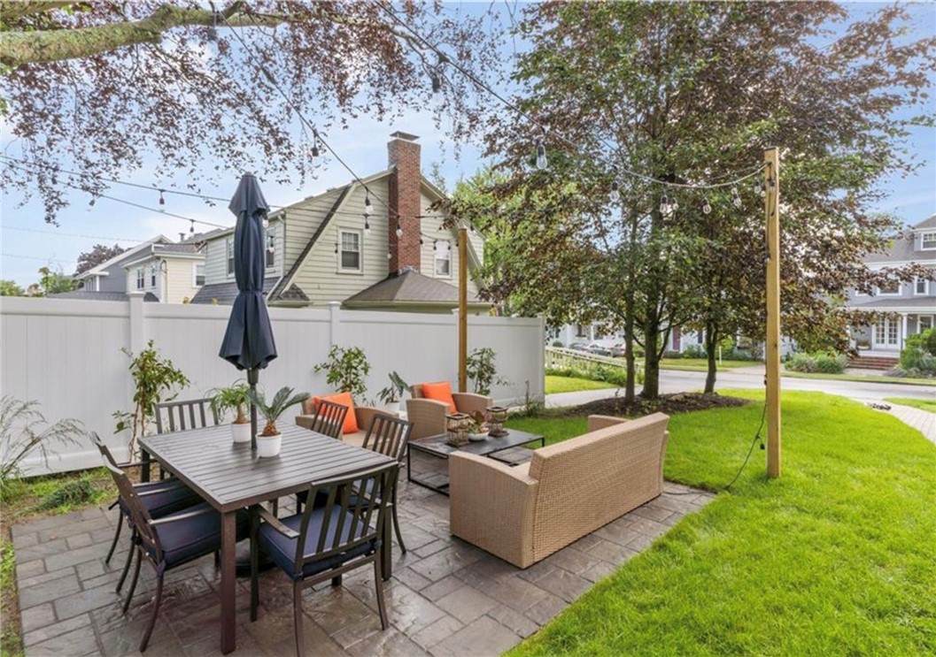 259 Gibbs Avenue - Photo 1