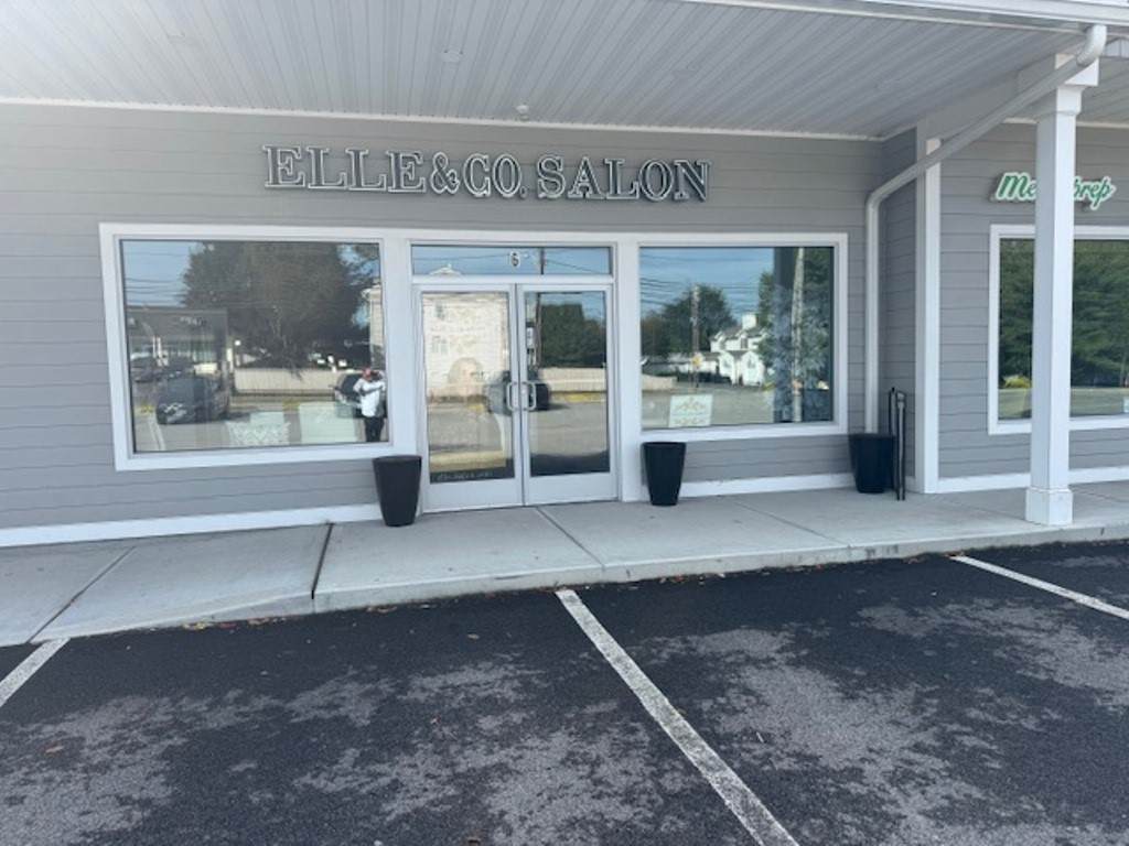 1998 Mineral Spring Avenue - Photo 1