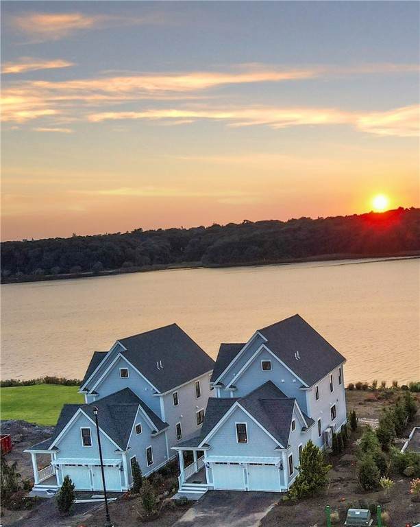 102 East Point Drive - Photo 1