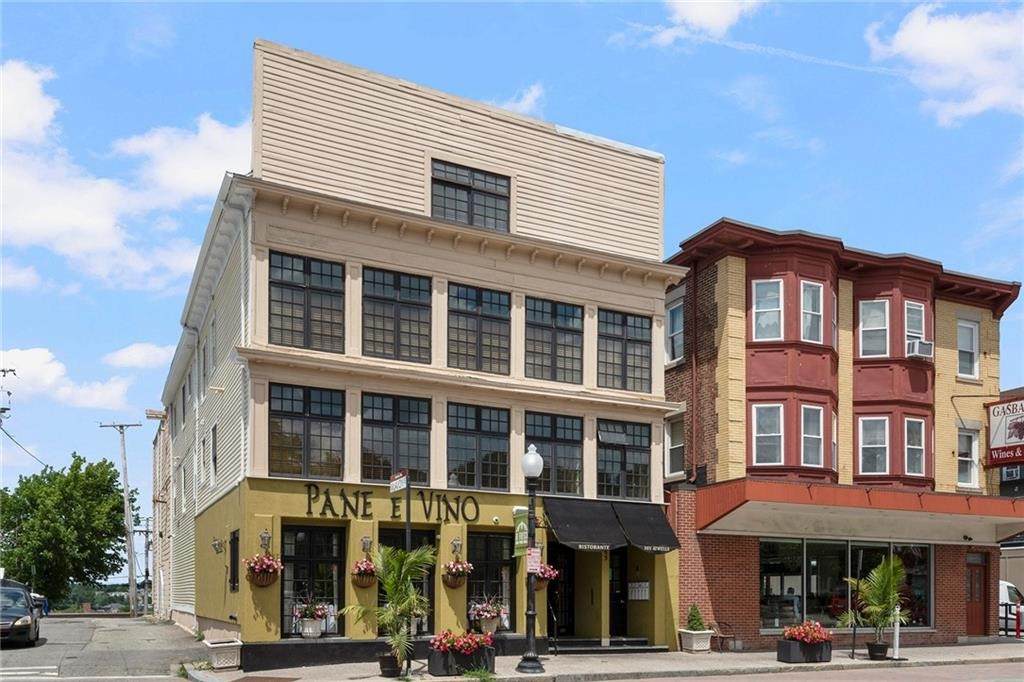 365 Atwells Avenue - Photo 1