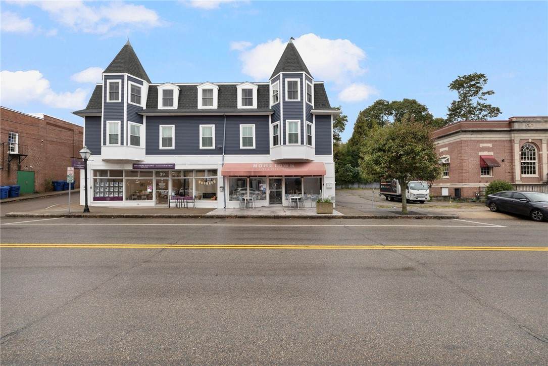 37 Main Street - Photo 1