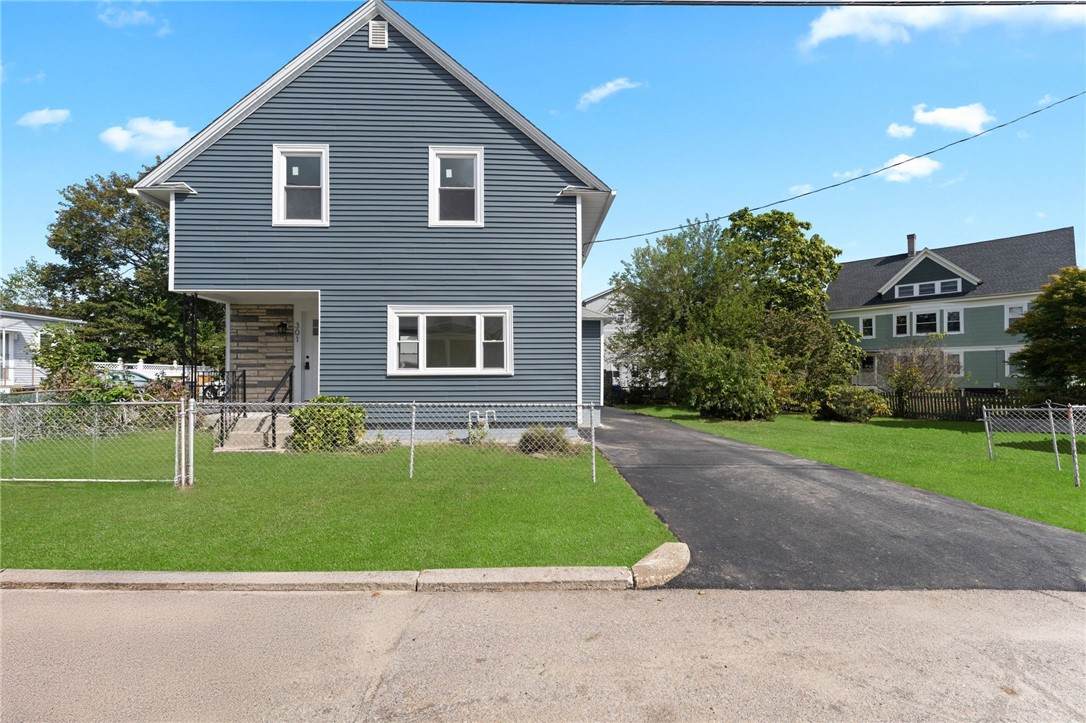 301 Glenwood Avenue - Photo 1