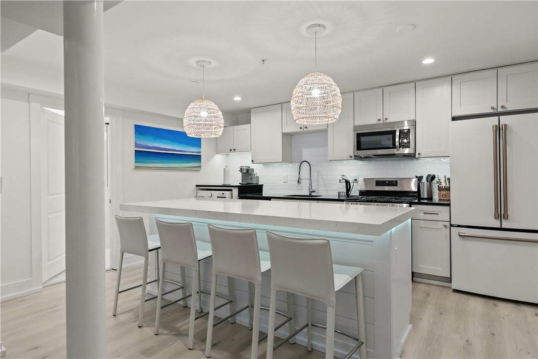 426 Spring Street - Photo 1