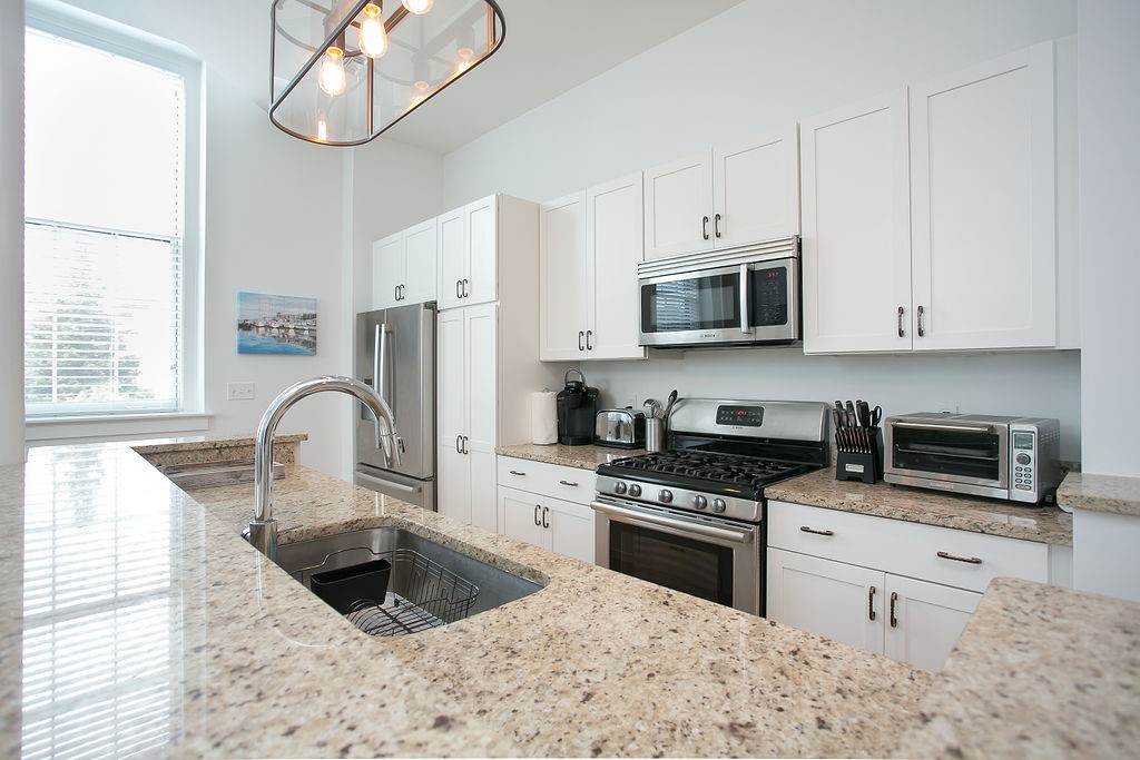 32 Carey Street - Photo 1