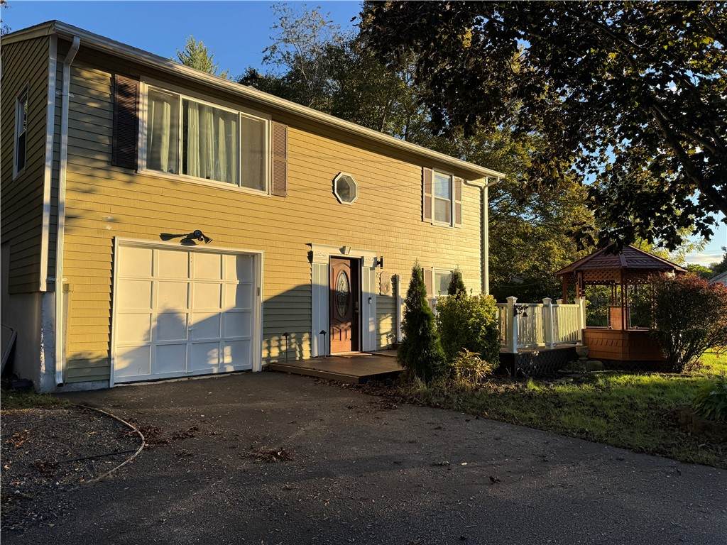 25 Advent Street - Photo 1