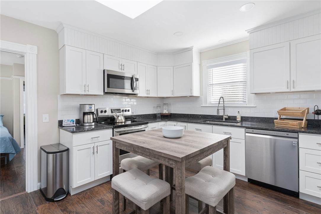 845 Main Street - Photo 1