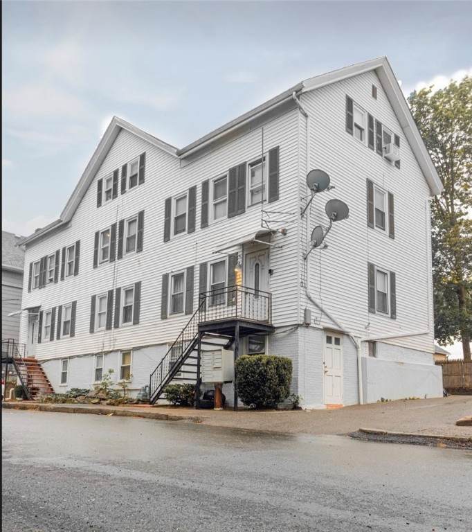 53 School Street - Photo 1