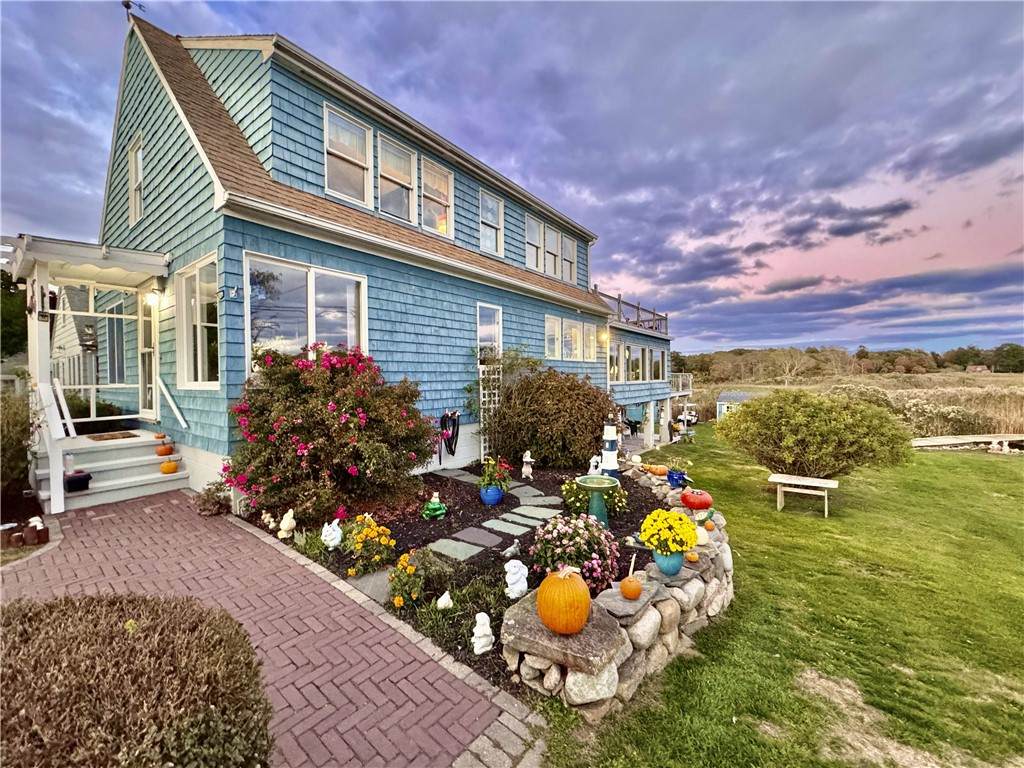 71 Wolcott Avenue - Photo 1