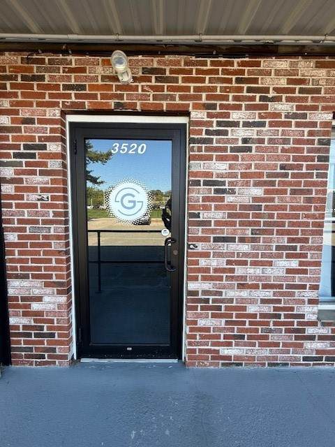 3520 Quaker Lane - Photo 1