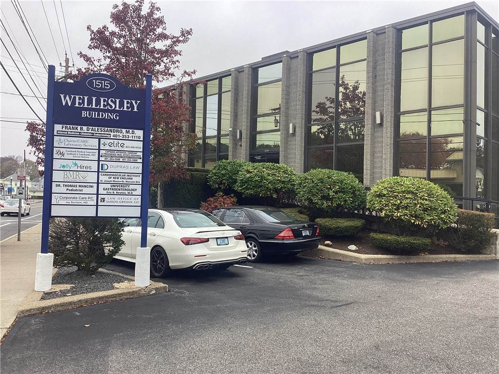 1515 Smith Street - Photo 1