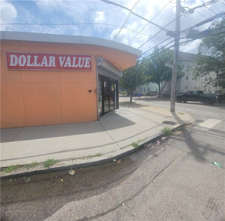 365 Douglas Avenue - Photo 1