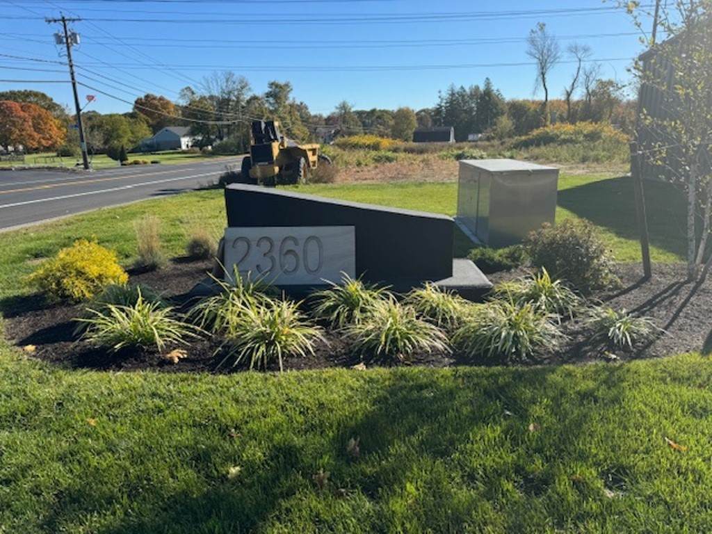 2360 Plainfield Pike - Photo 1