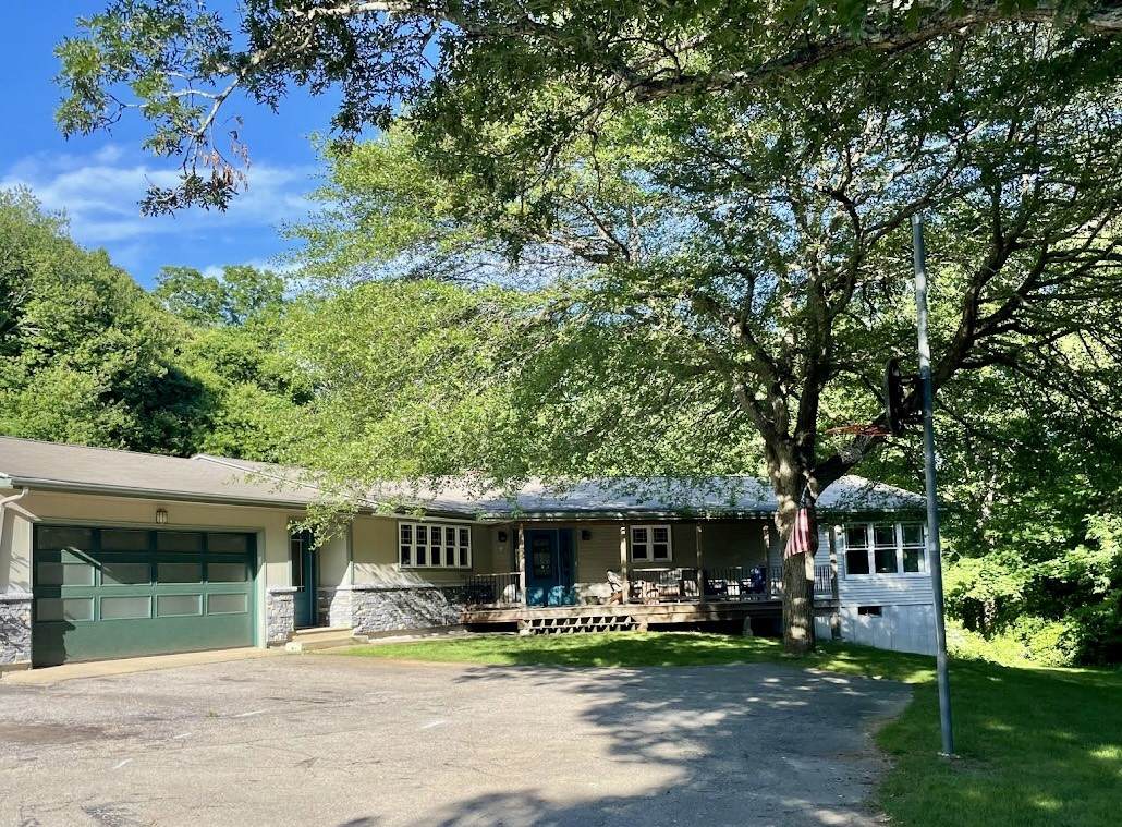 55 Pine Hill Road - Photo 1