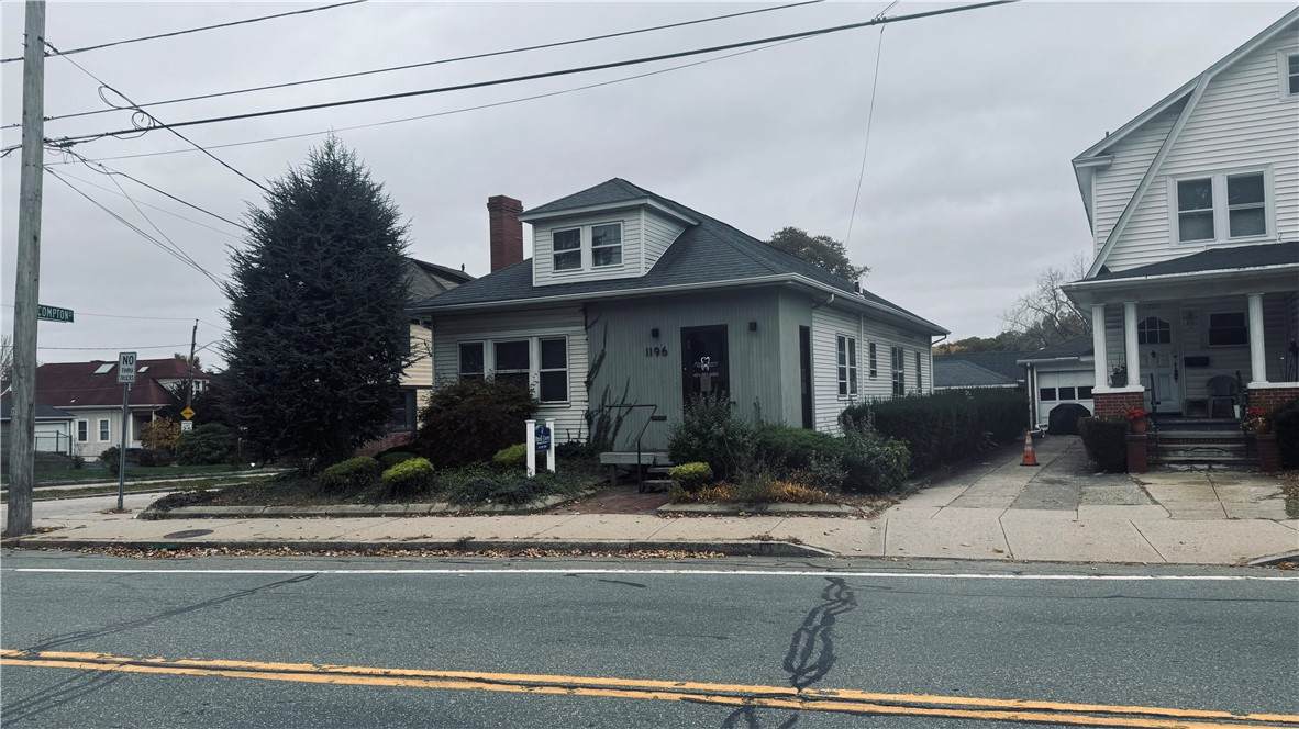 1196 Smith Street - Photo 1