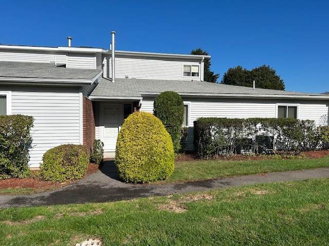 765 Williamsburg Circle - Photo 1